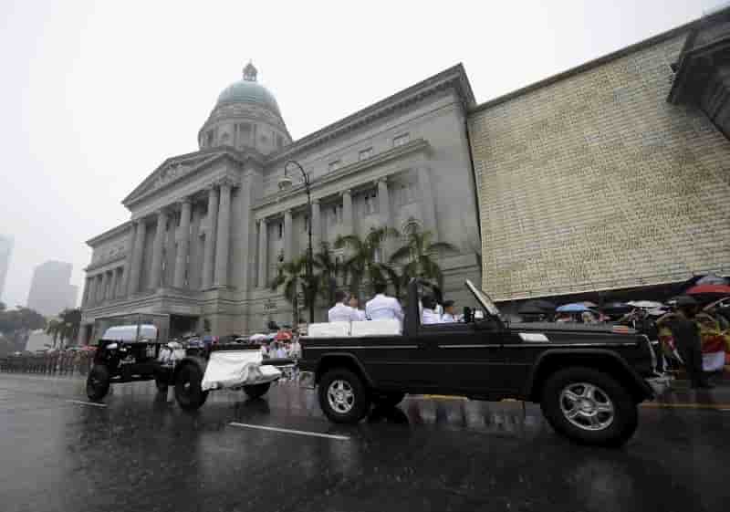 Les singapouriens rendent un dernier hommage a lee kuan yew