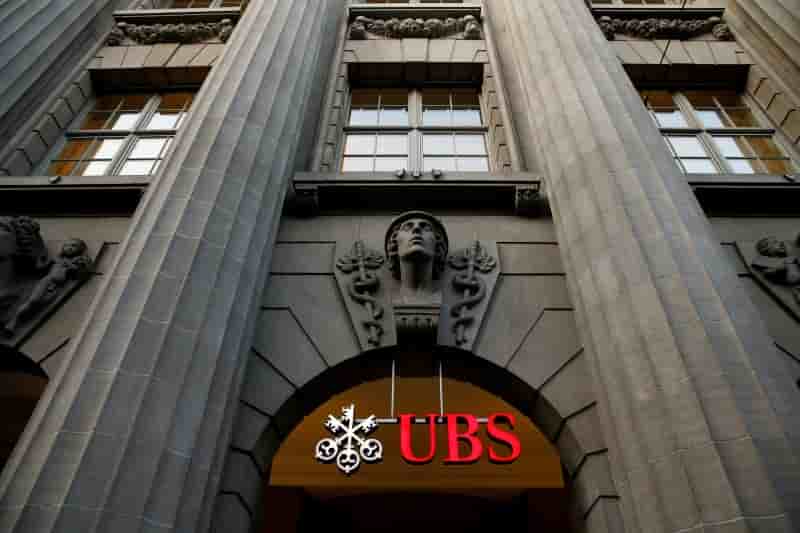 Chute du benefices trimestriel d'ubs