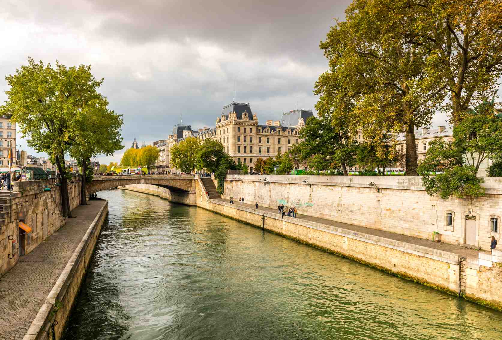 L'eau de la Seine rafraîchit Paris