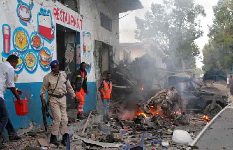 Sept morts dans deux attentats a la voiture piegee en somalie