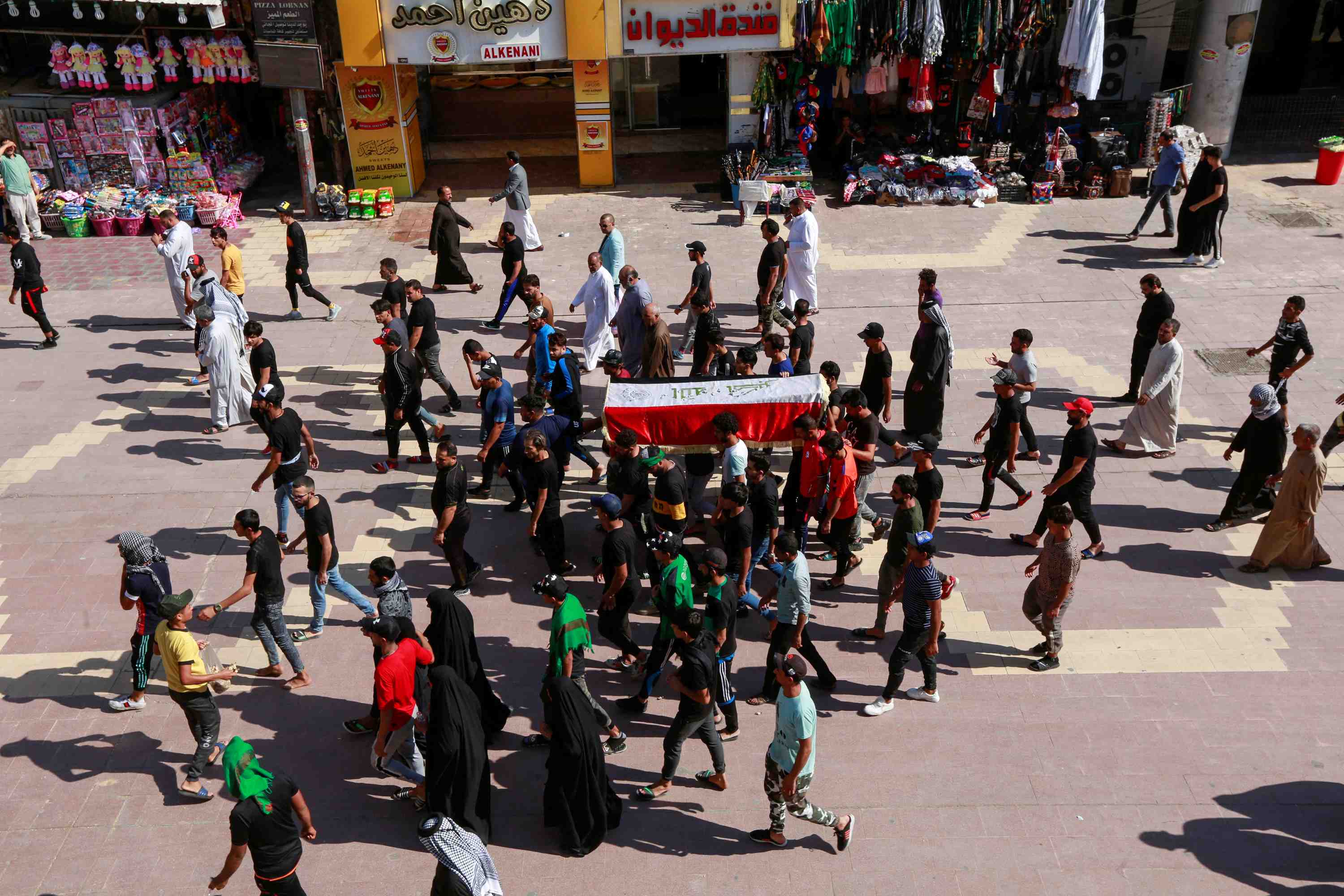 Irak: un mort et 91 manifestants blesses a bagdad