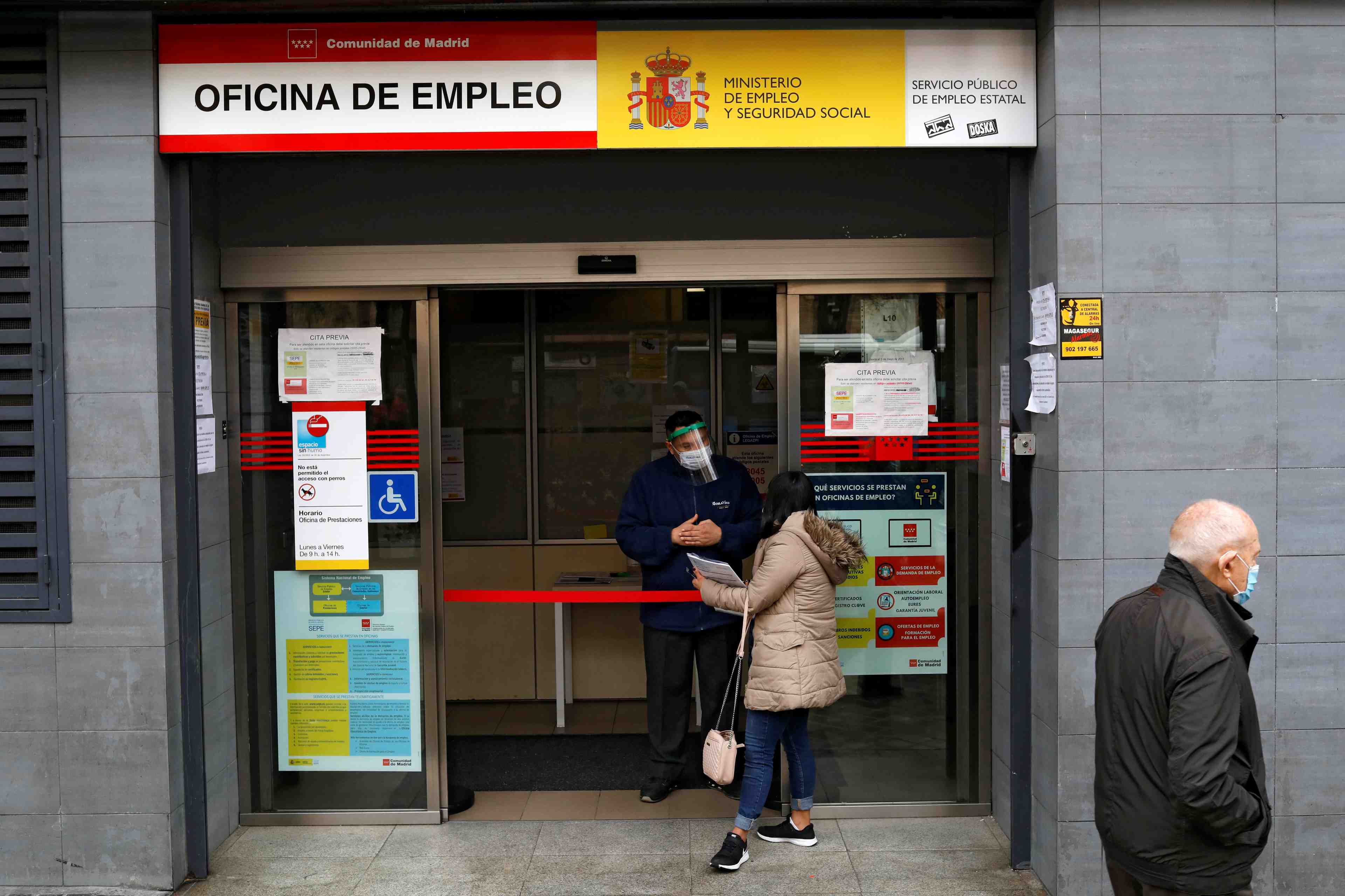Coronavirus: la premiere vague epidemique a detruit pres de 6 millions d'emplois dans l'ue, selon une etude