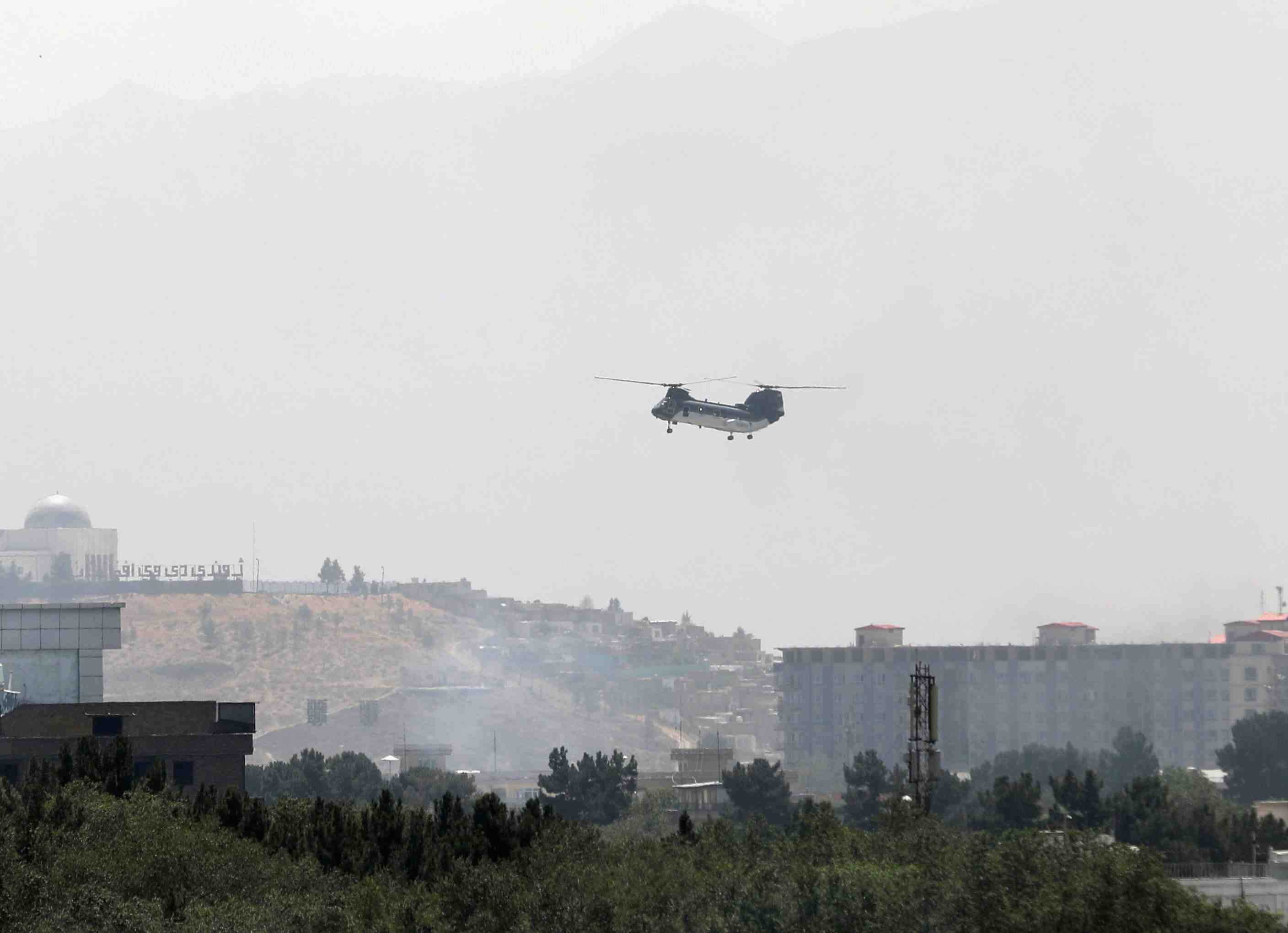 Afghanistan: paris relocalise son ambassade a l'aeroport de kaboul