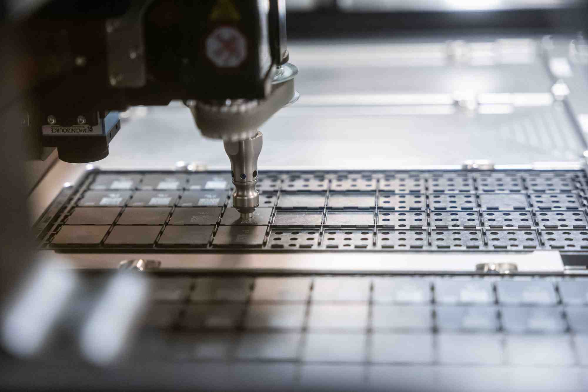 A l'heure où les marchés internationaux demeurent l'alpha et l'omega de l'industrie des semiconducteurs, Dolphin Semiconductor compte renforcer sa présence en Asie notamment en s'appuyant sur son nouvel investisseur.