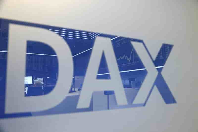 Les marches europeens finissent en hausse