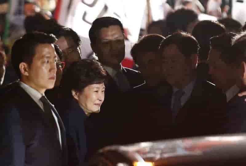 L'opposition sud-coreenne critique la sortie de park geun-hye
