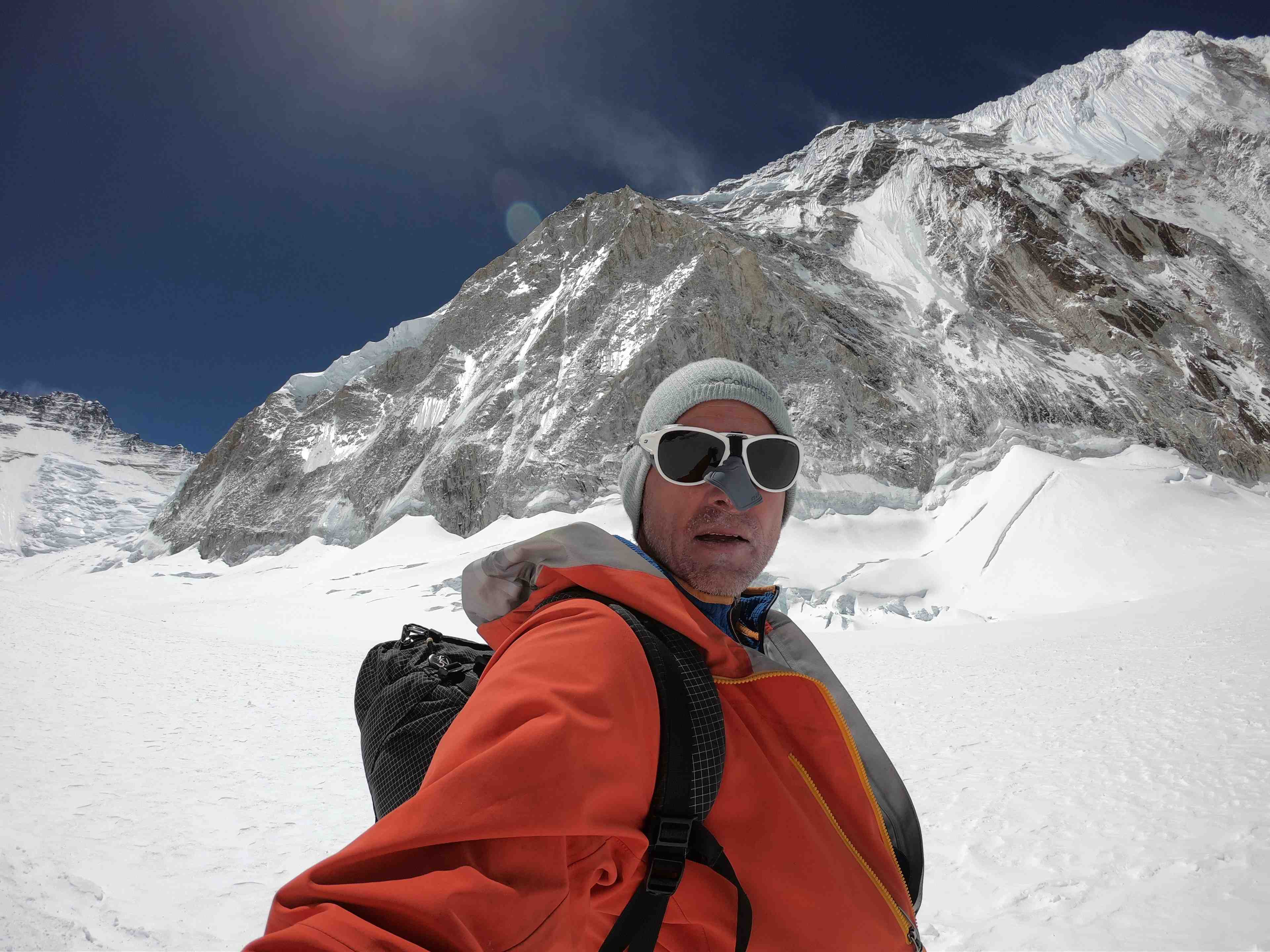 Sur les pentes de l'everest, des "debutants absolus" creent un risque mortel