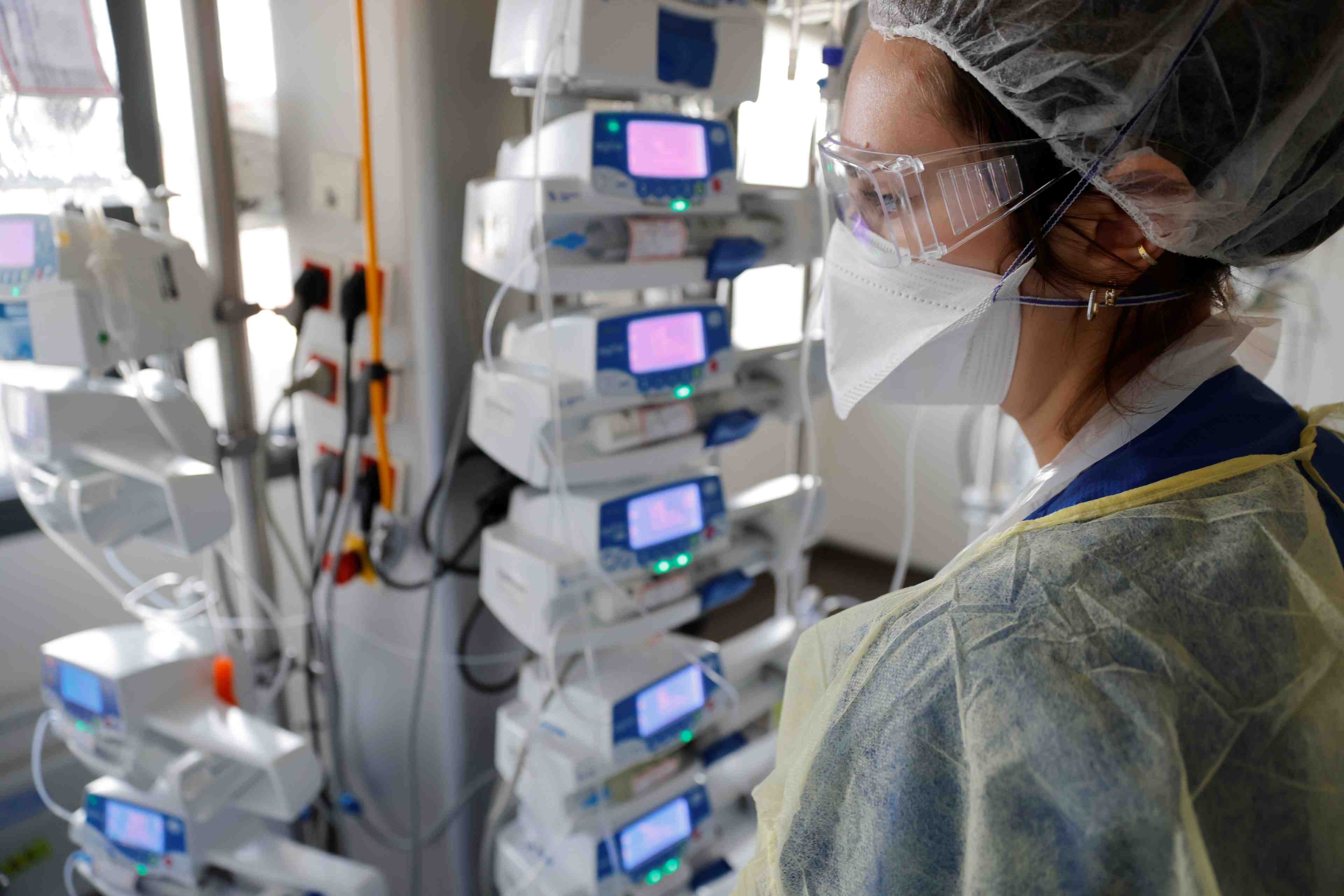 Coronavirus: plus de 6.000 patients en reanimation en france