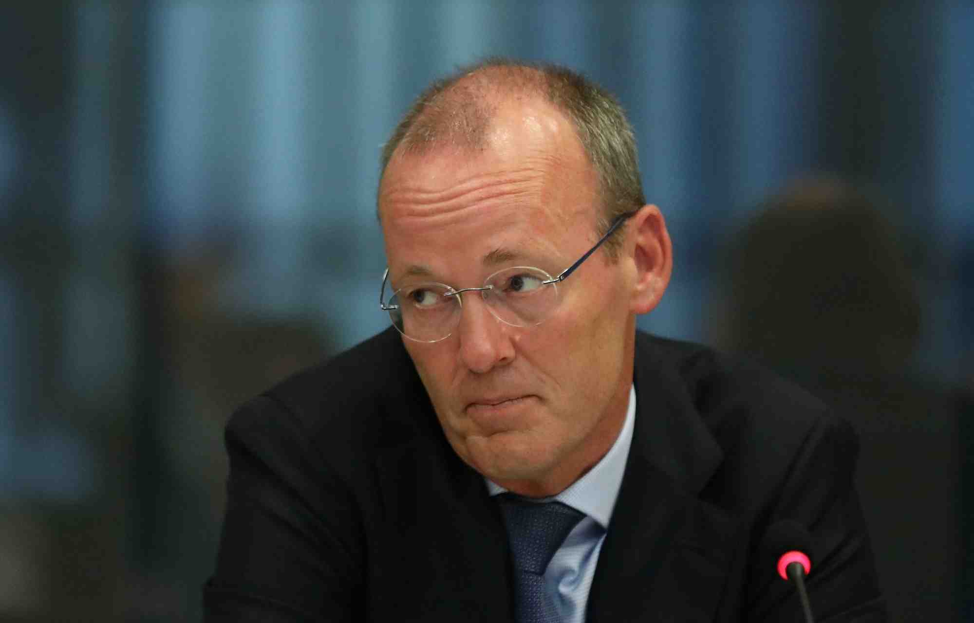 Klaas knot, membre du directoire de la bce, lors d'une audition parlementaire neerlandaise