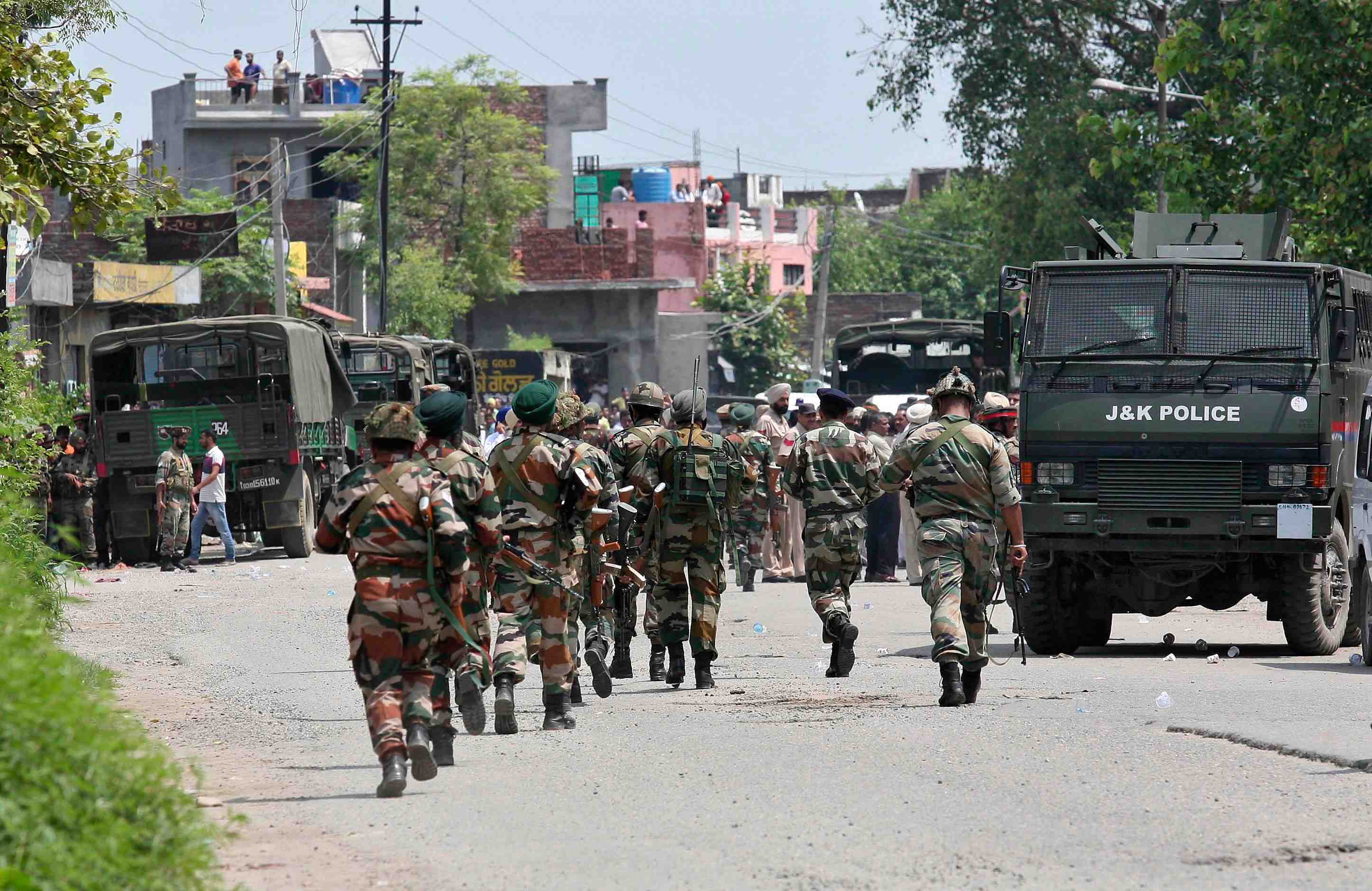 Attaque meurtriere d’un commissariat dans le penjab indien