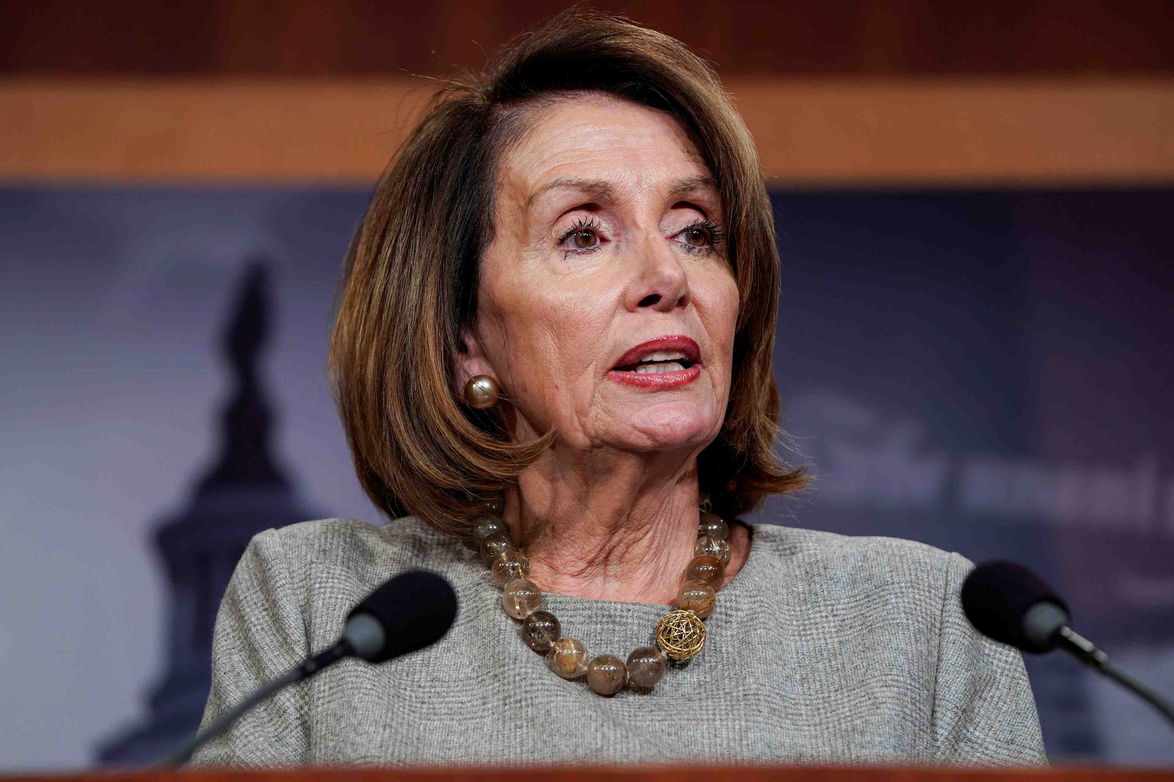 Usa: trump intensifie ses attaques contre pelosi pour son opposition au mur