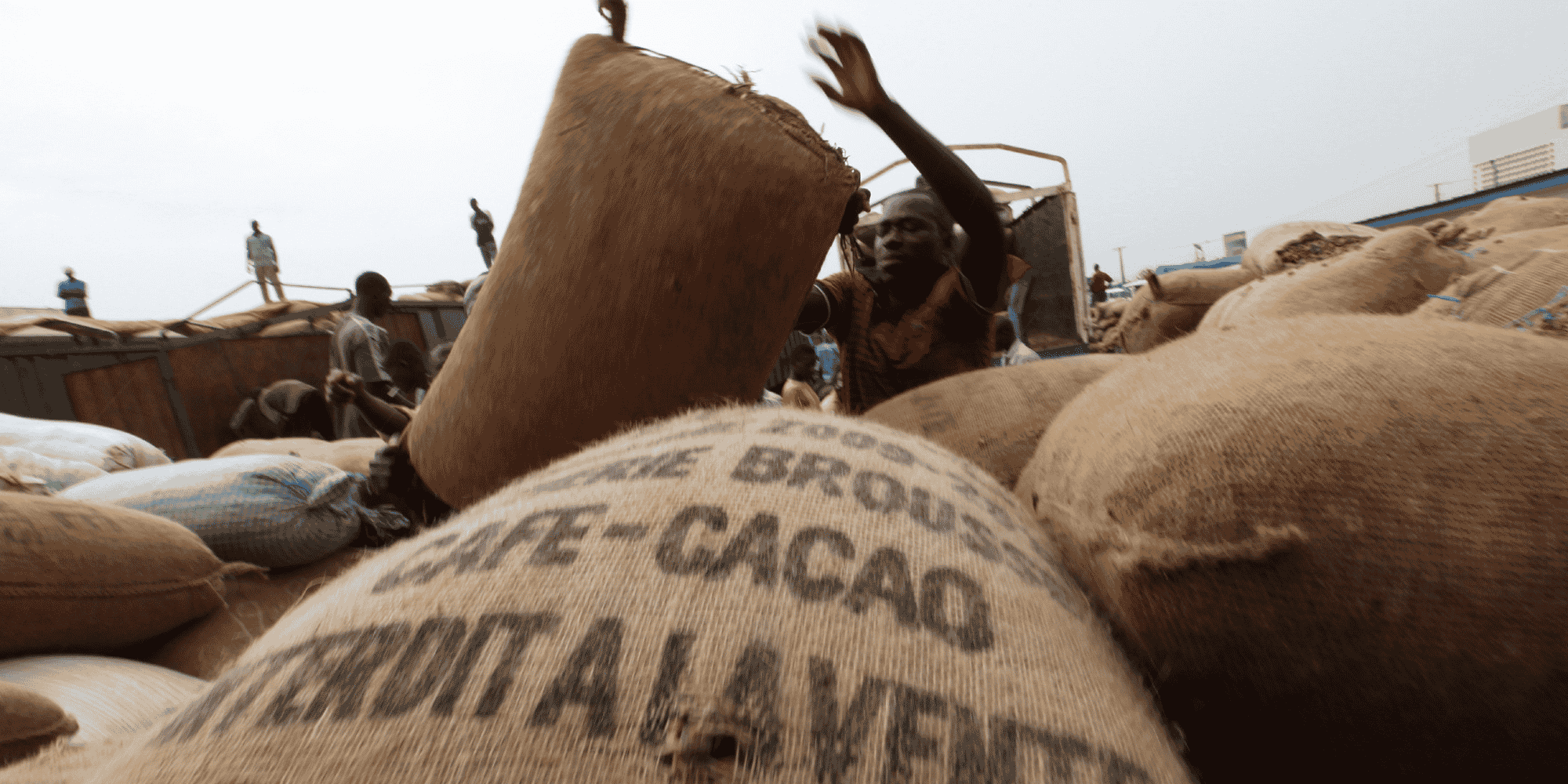 Entrepôt de cacao en Côte d'Ivoire