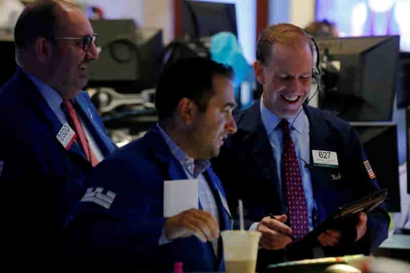 La bourse de new york termine dans le rouge