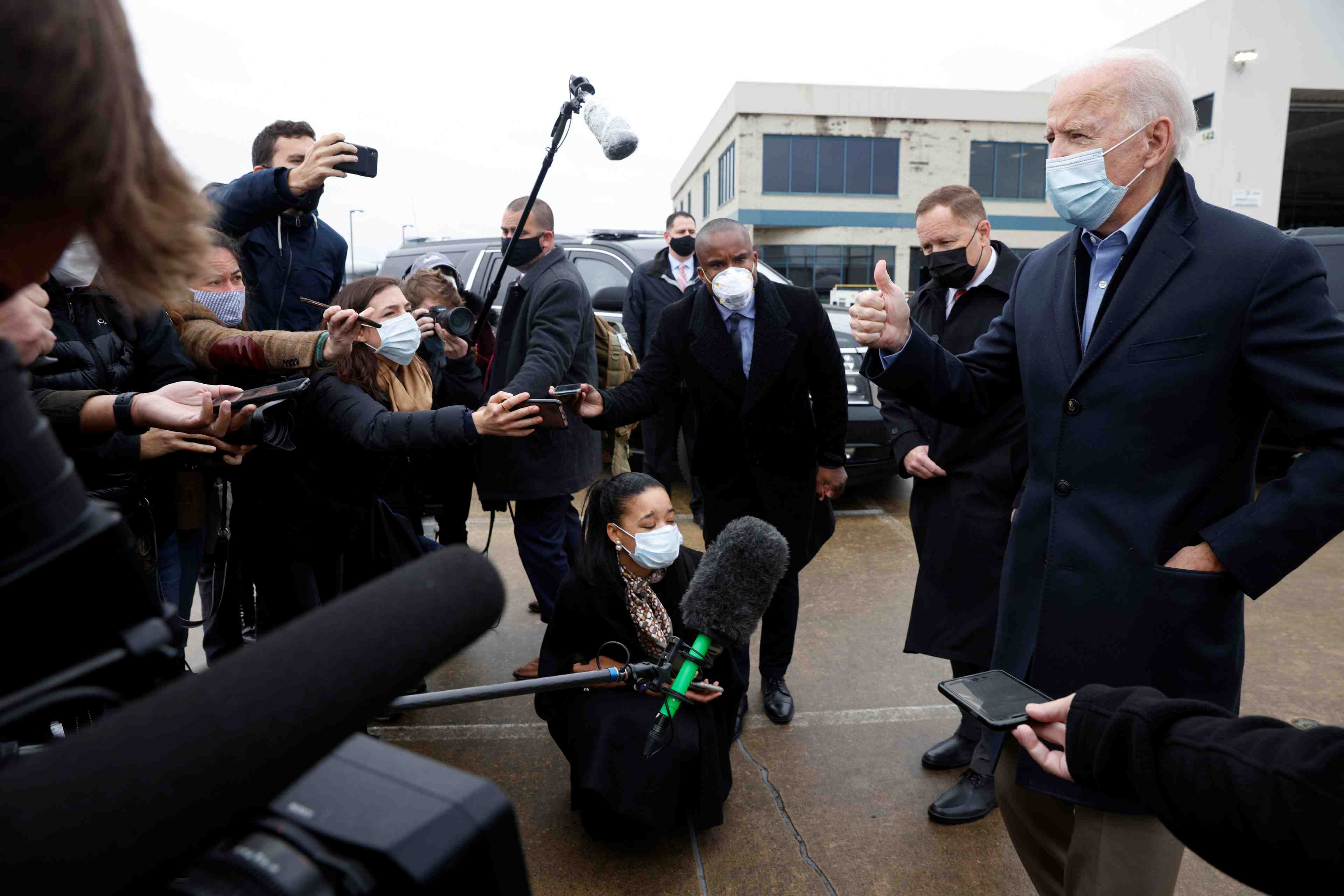 Usa: les nouveaux cas de coronavirus atteignent des records a 4 jours de la presidentielle
