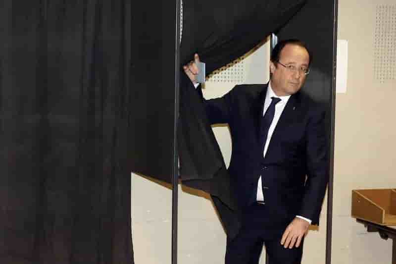 François Hollande passera à l'action en avril, dit son entourage