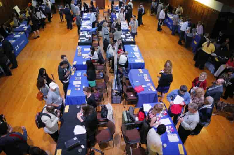 Usa: recul inattendu des inscriptions au chomage a 234.000