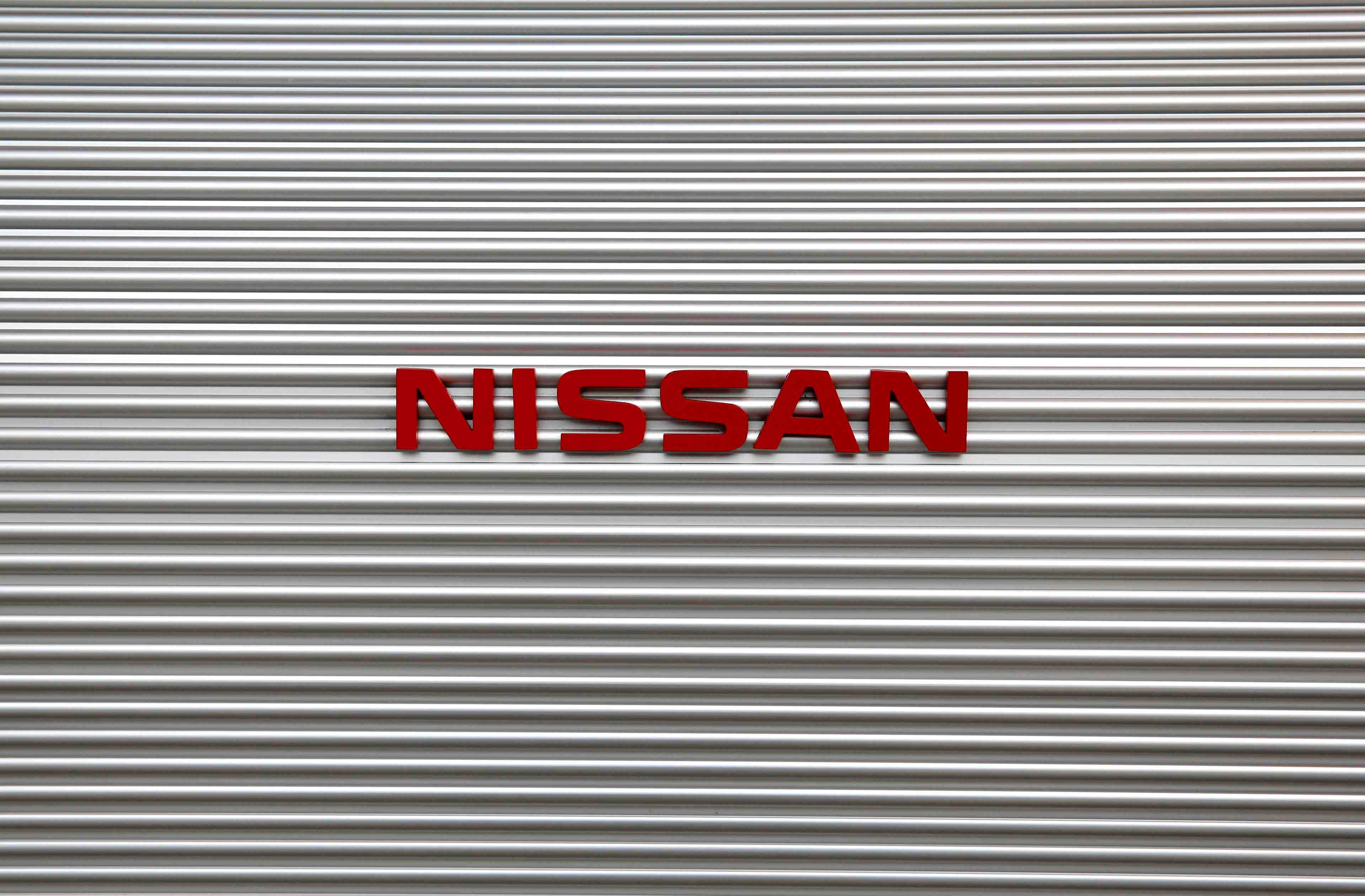 Nissan coopere avec la sec, enquete sur le salaire des dirigeants