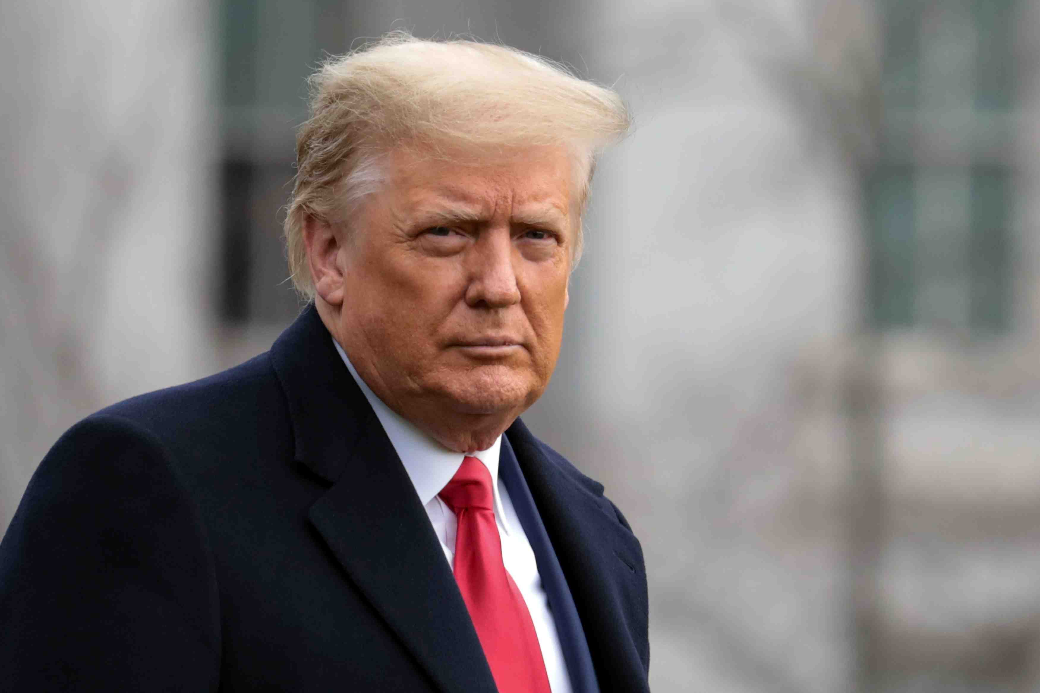 Coronavirus: le personnel de la maison blanche pourrait patienter pour le vaccin, dit trump
