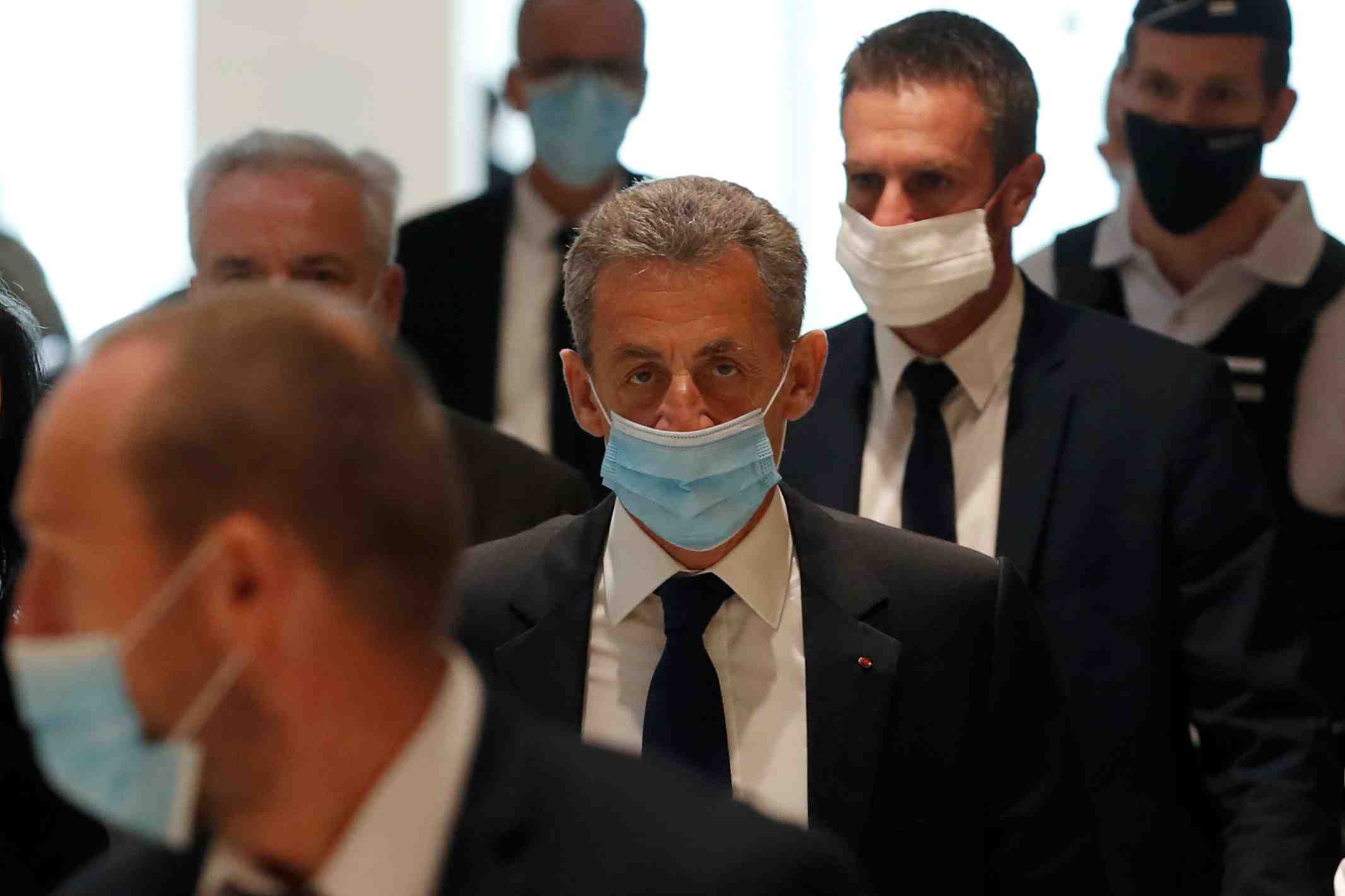 France: nicolas sarkozy condamne pour corruption dans l'affaire des "ecoutes"