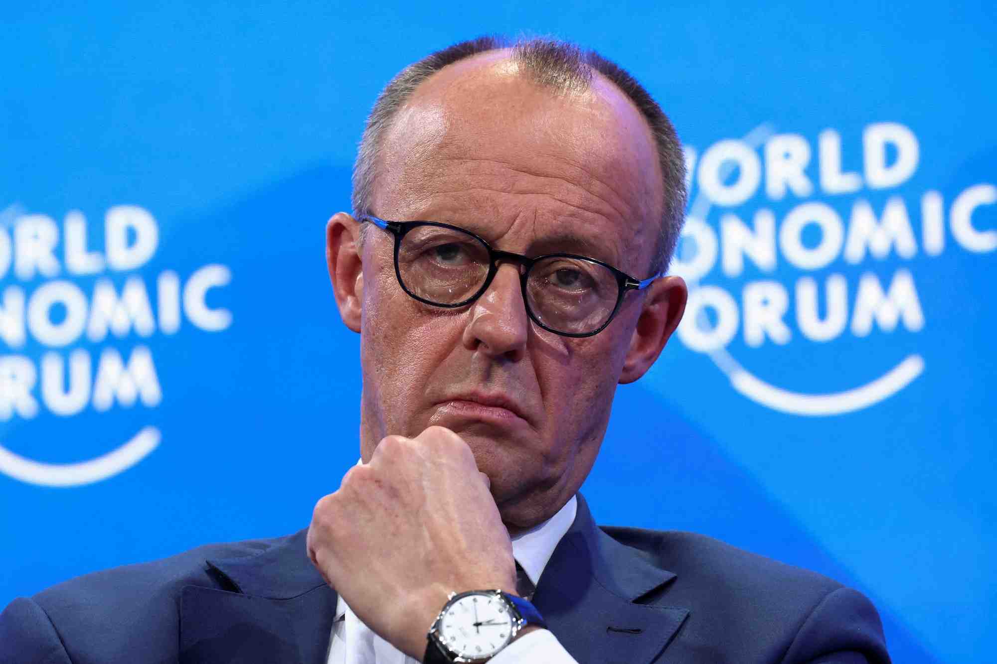 Le leader allemand de l’union conservatrice CDU/CSU, Friedrich Merz, a notamment pour projet de redonner un peu de grandeur et de place à l’Allemagne sur la scène internationale.