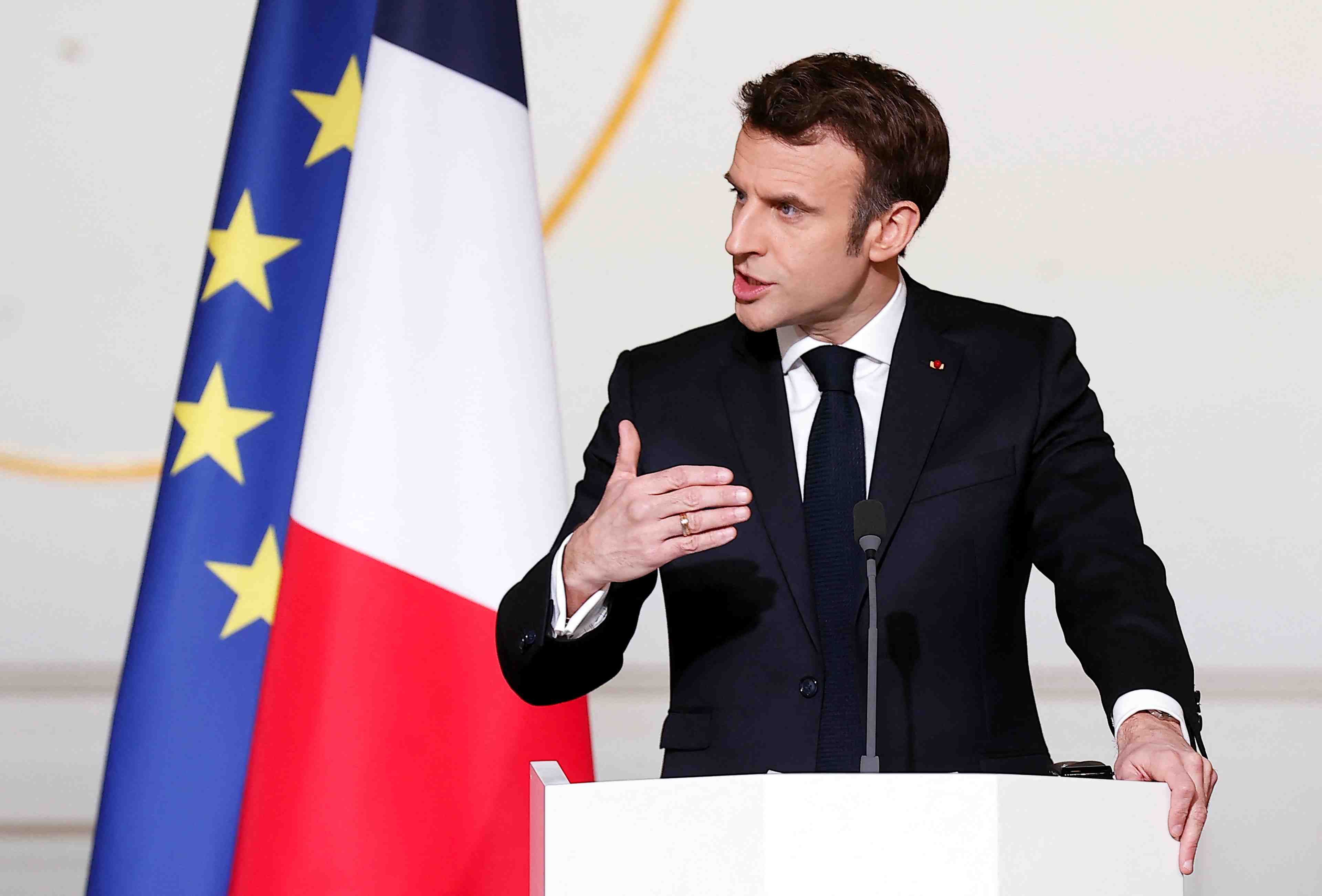 Sahel-macron refute tout echec au mali apres l'annonce du retrait militaire