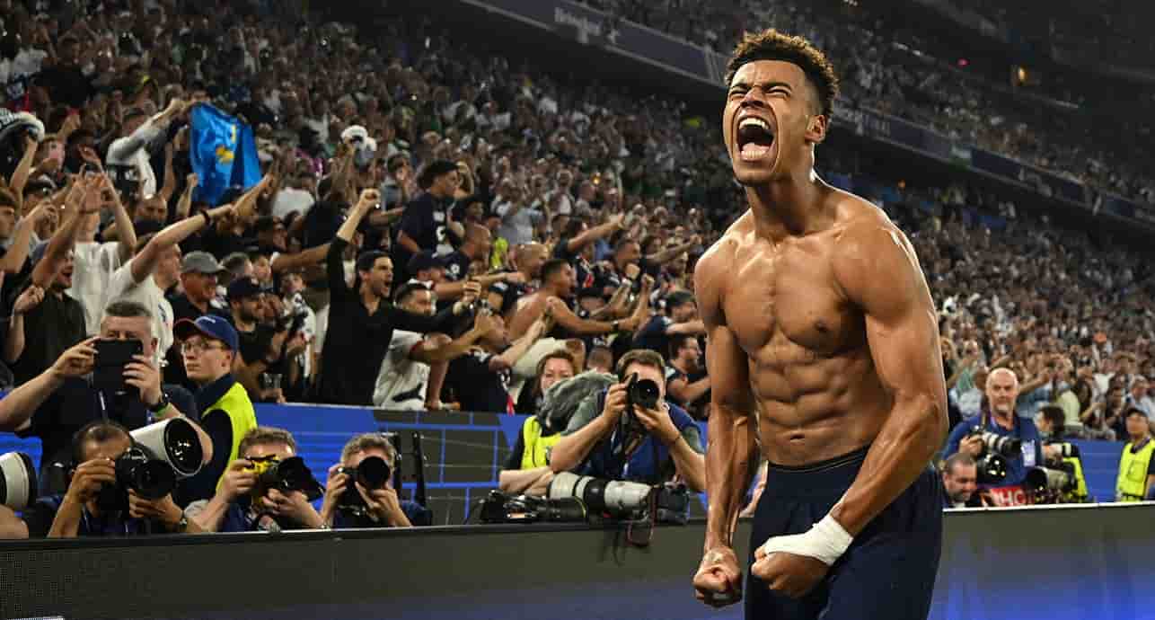 Il est le sixième joueur à réussir au moins un but et une passe décisive dans une finale de la Ligue des champions. Le plus jeune. Le plus doué ?