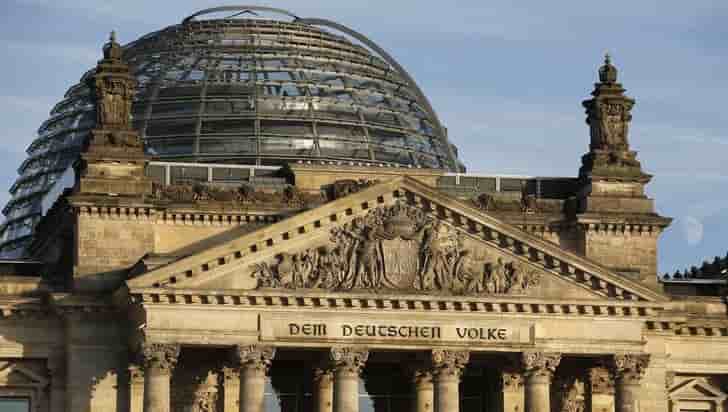 Le bundestag devrait approuver la prolongation de l'aide a la grece