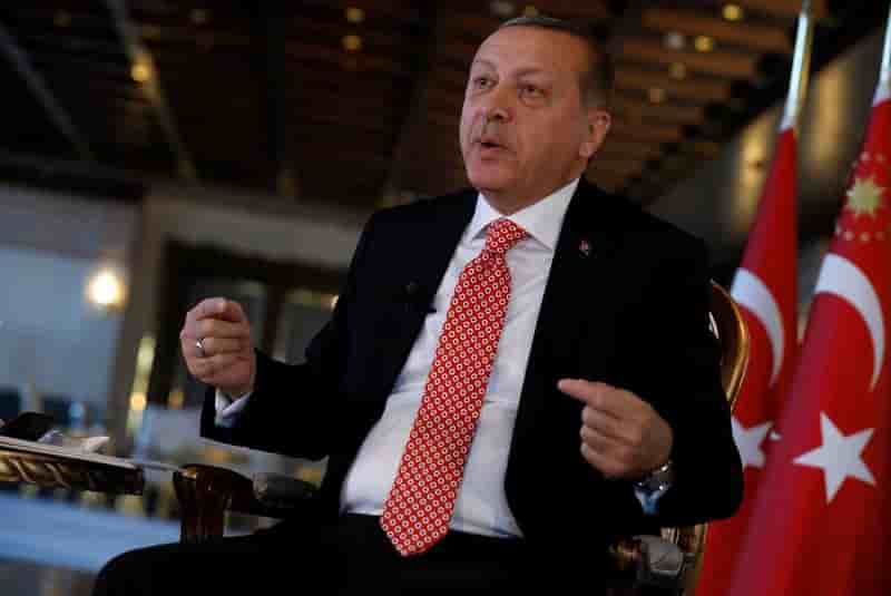 Erdogan de retour a l'akp lors d'un congres extraordinaire en mai