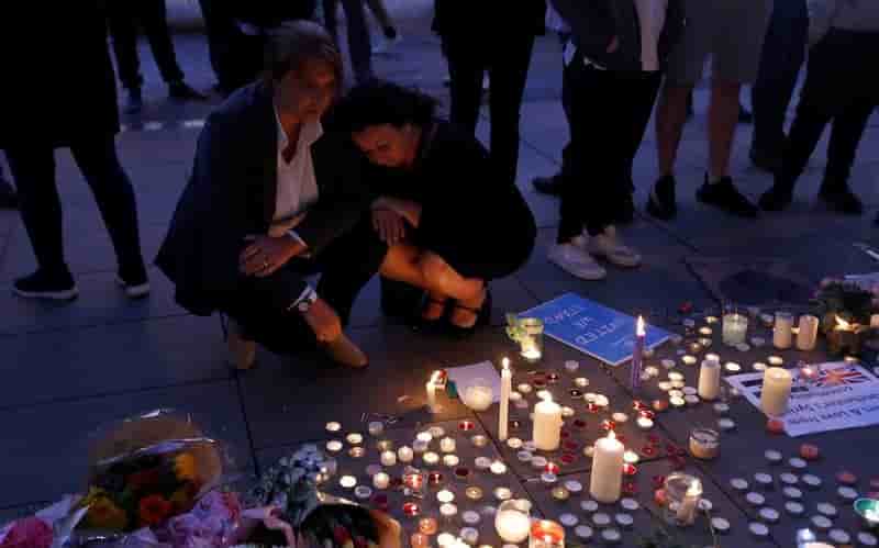 Une vingtaine de blesses dans un etat critique a manchester
