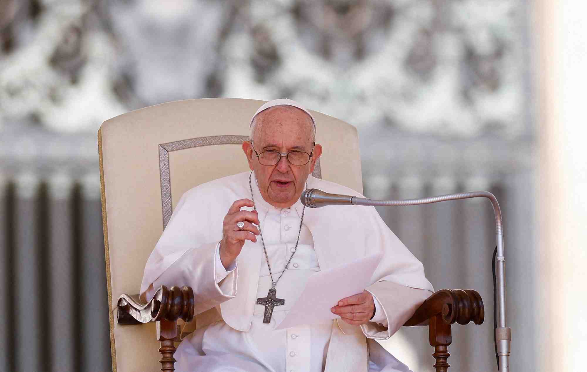 Le pape au canada en juillet pour presenter ses excuses aux nations autochtones