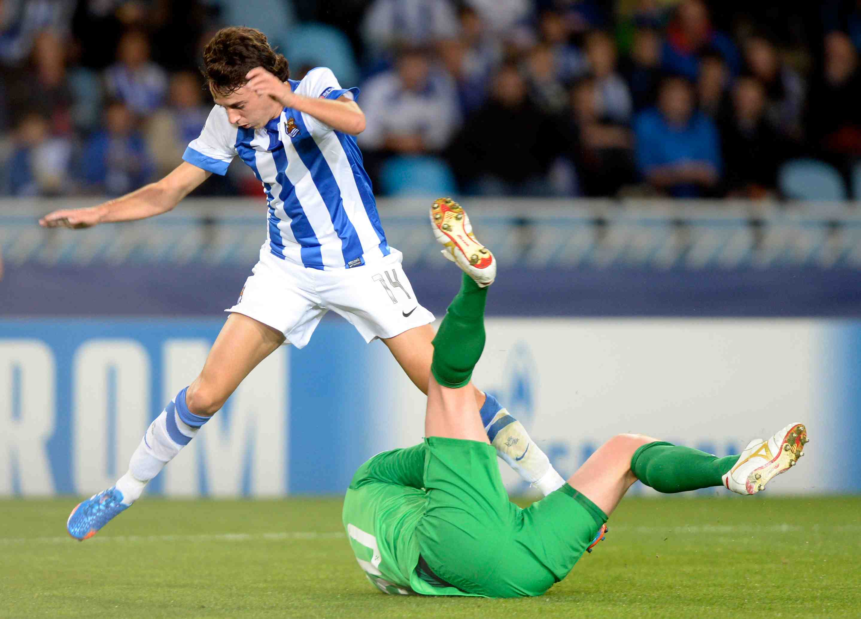 La real sociedad enfonce l'espanyol barcelone