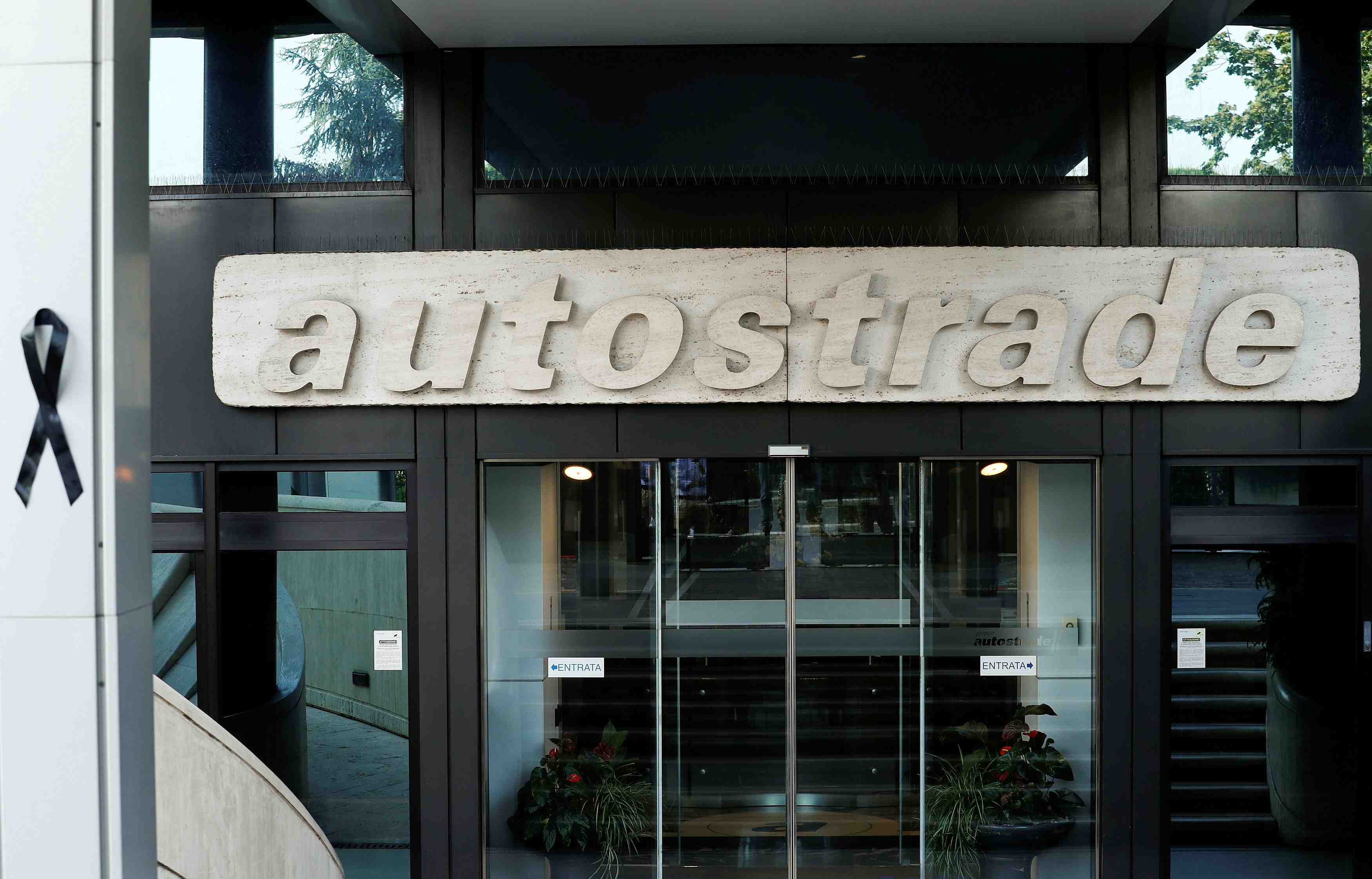 Italie: acs confirme avoir fait une offre sur autostrade