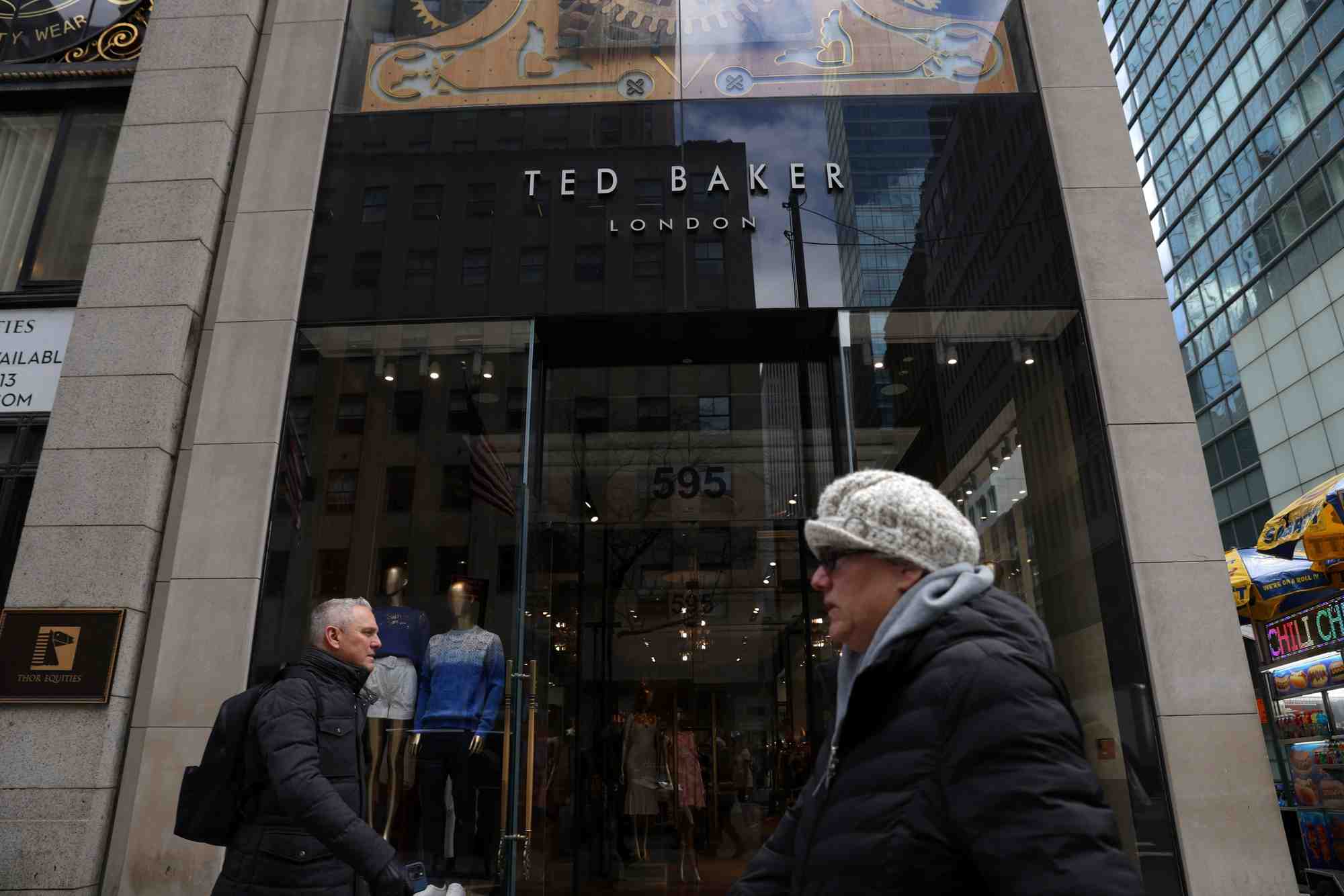 Le proprietaire de juicy couture rachete ted baker pour environ 250 millions d'euros