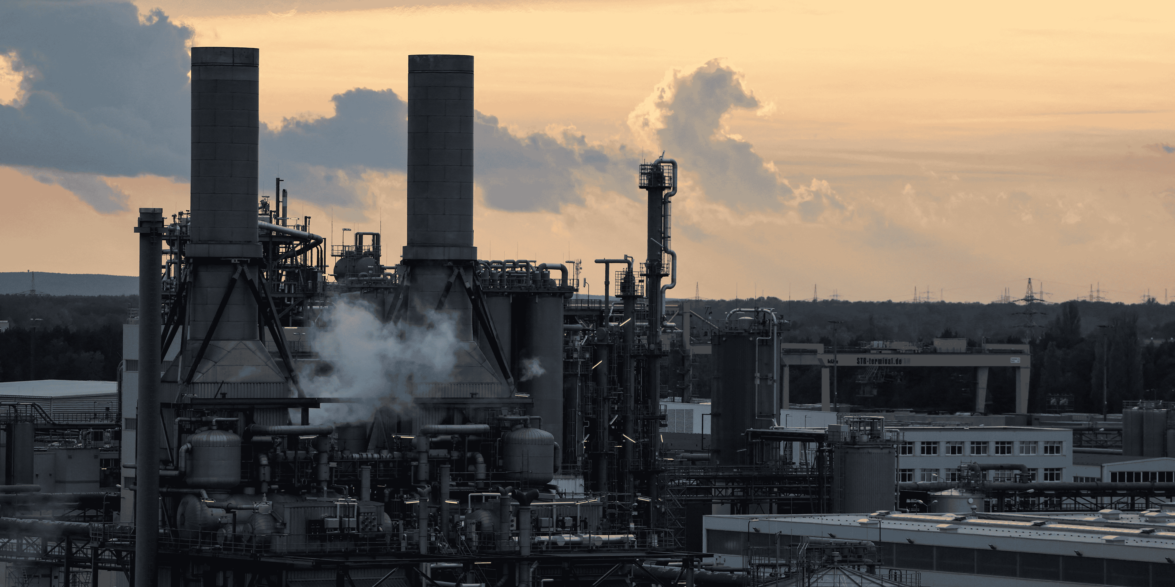 Un complexe industriel de la societe basf a schwarzheide, en allemagne