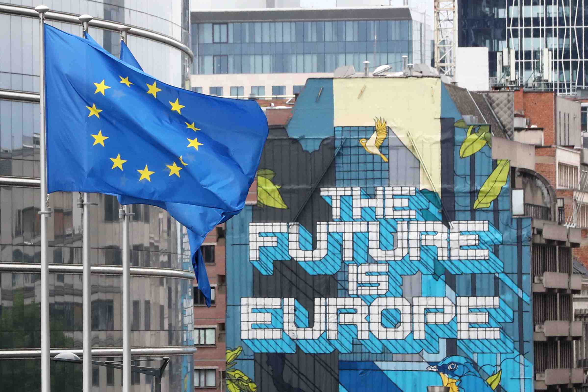 Ue: les 27 reunis pour un "moment de verite" face a la crise