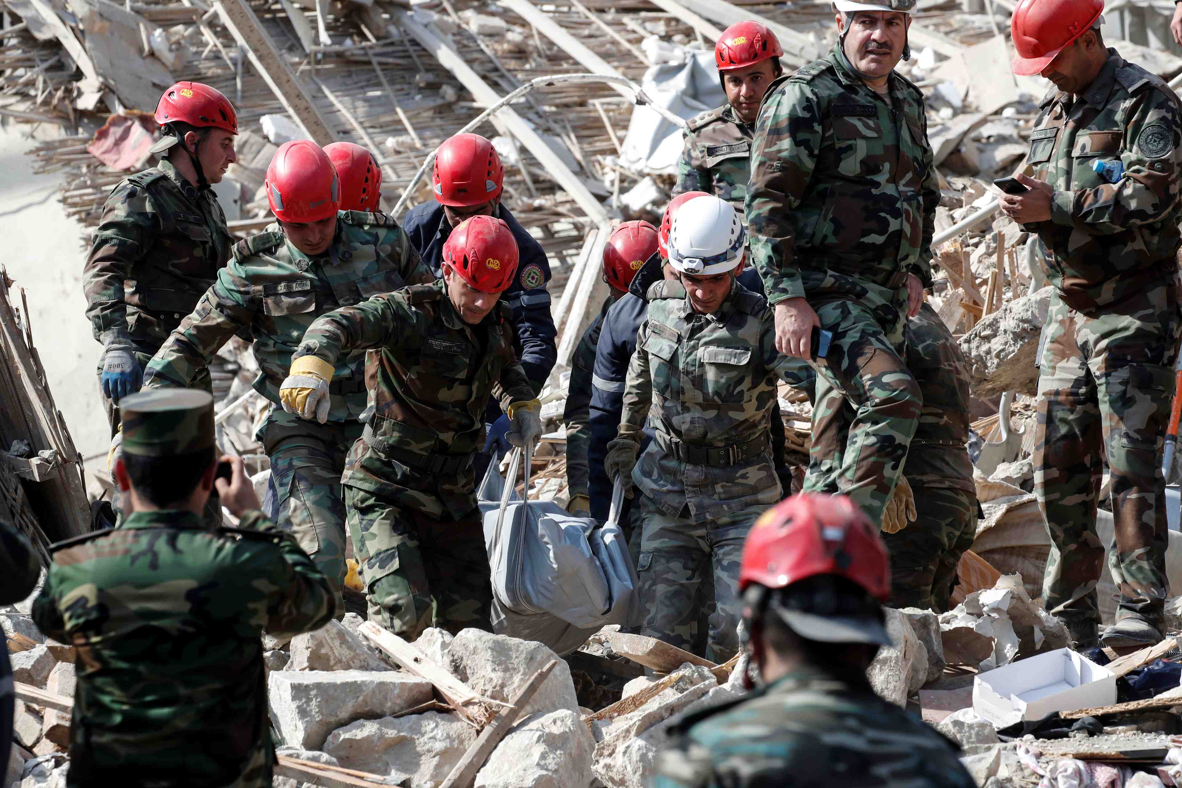 Treve fragile au haut-karabakh, des violations denoncees par les deux camps