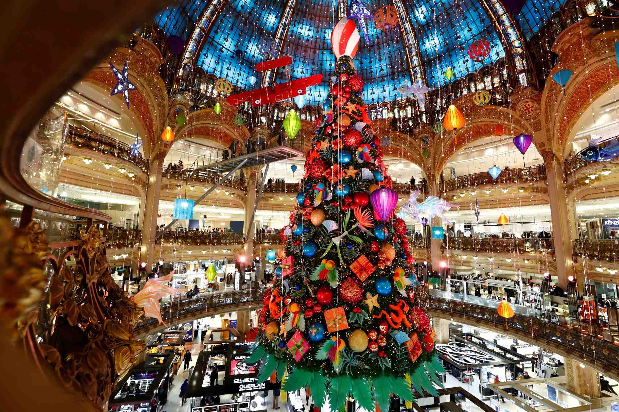 Une prime de noel le 15 decembre pour 2,5 millions de menages