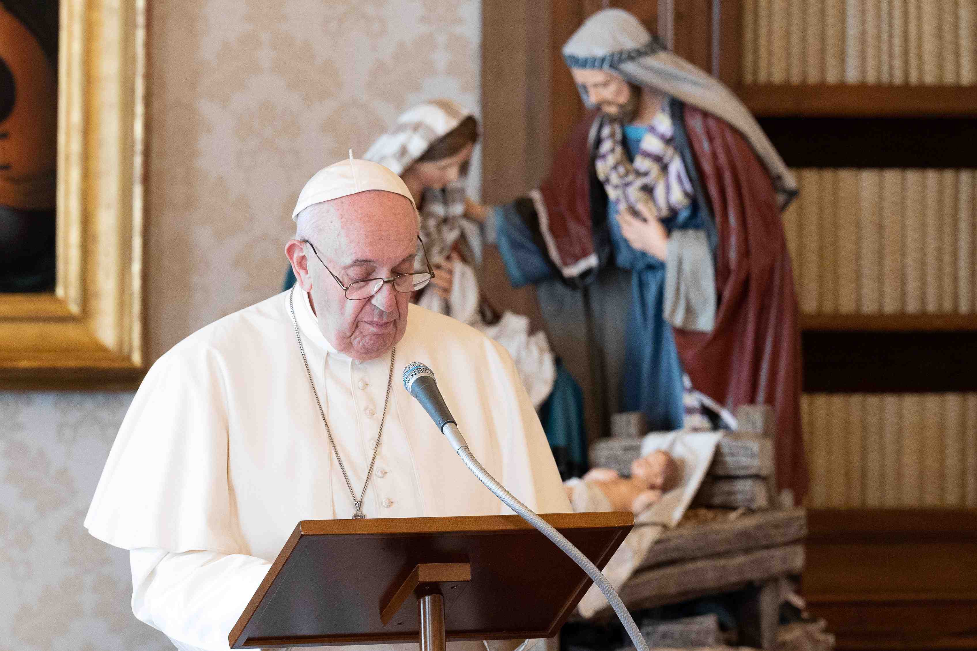 Coronavirus: le pape francois dit qu'il se fera vacciner