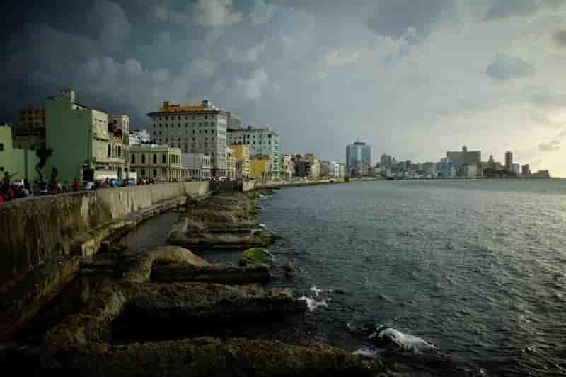 Cuba semble serrer la vis aux cooperatives