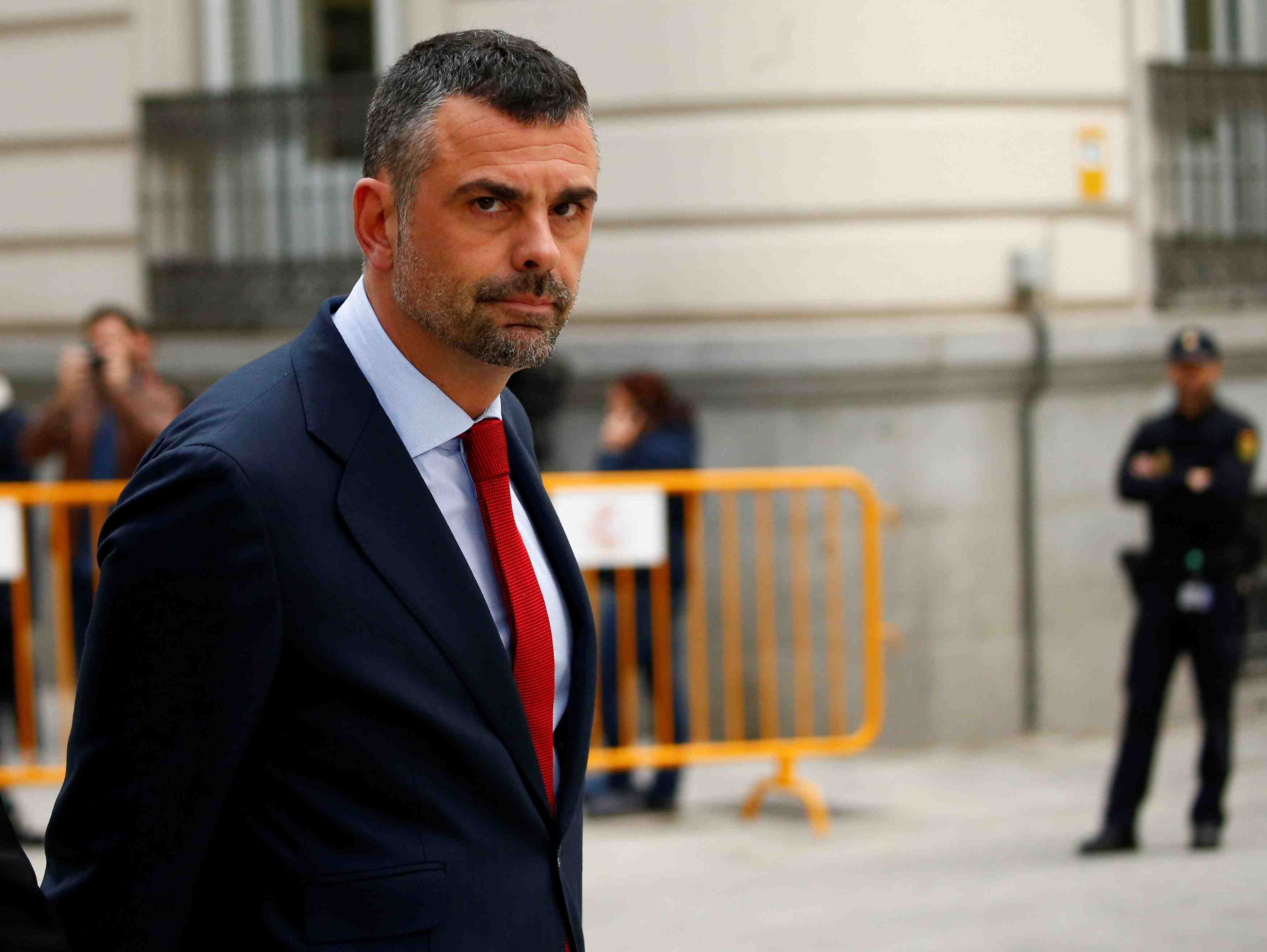 Un des ex-dirigeants catalans remis en liberte sous caution