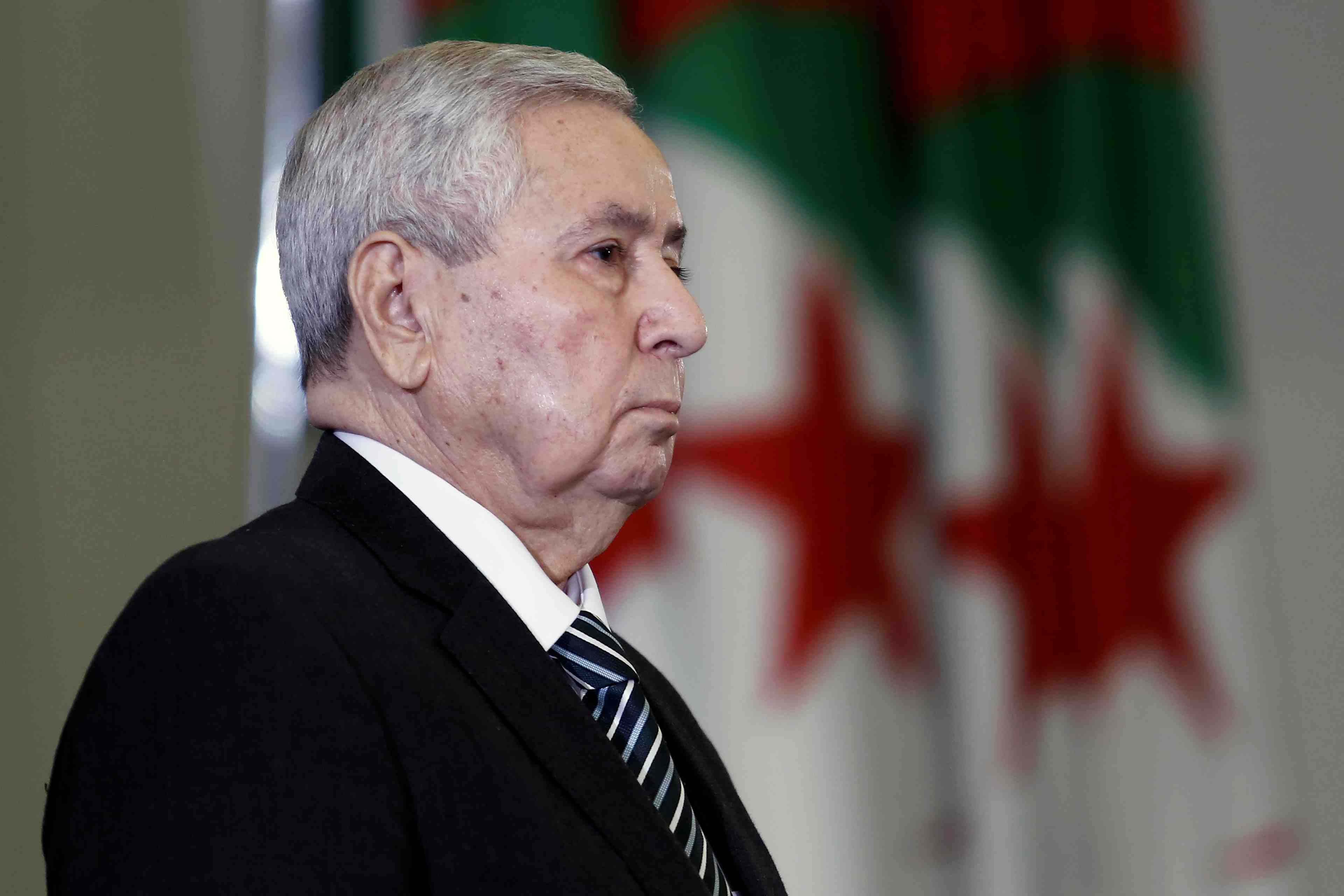 La presidentielle en algerie fixee au 12 decembre