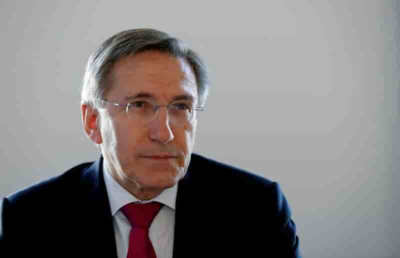 L'etat n'a pas arrete la liste des cessions, selon vial (ape)