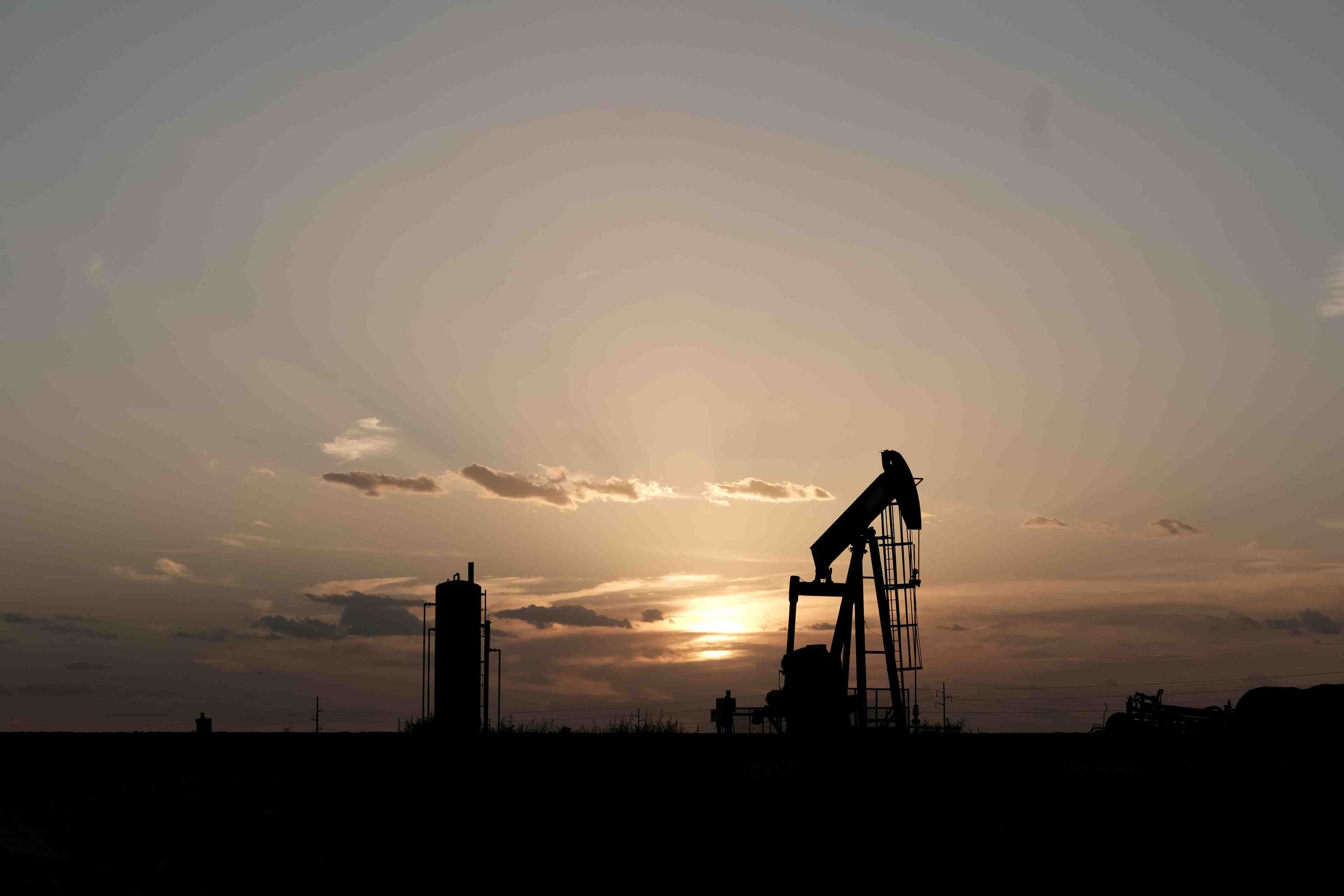 Les cours du petrole s'envolent apres les attaques en arabie