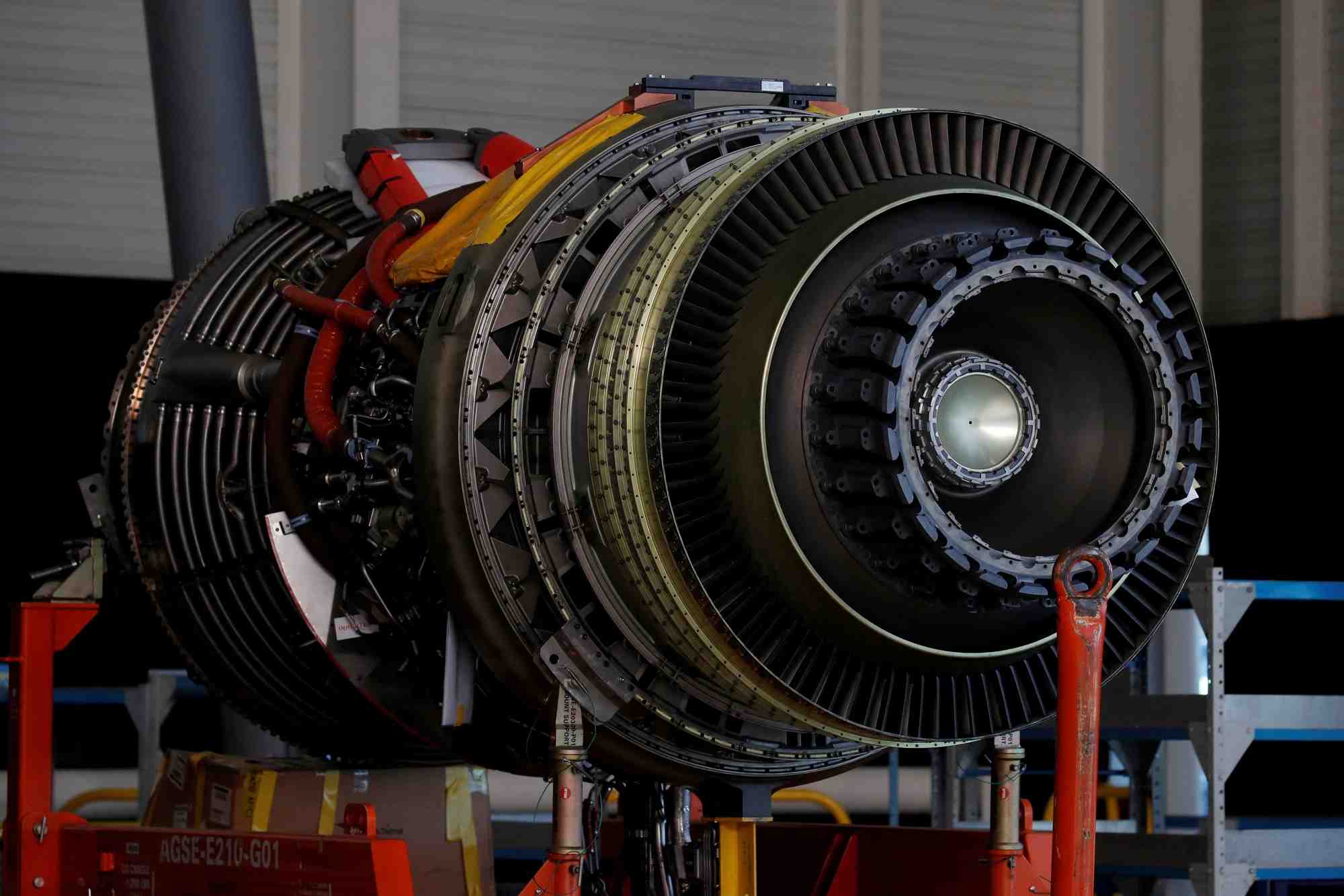 Cfm confronte a des retards de production de moteurs d'avion