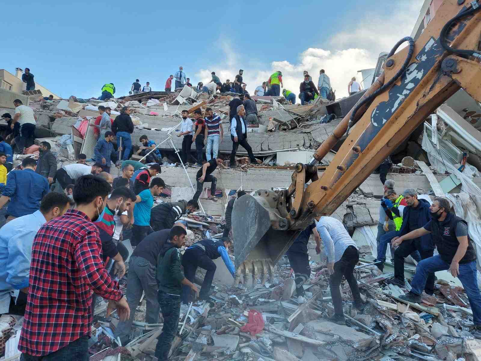 Puissant seisme en mer egee, quatre morts en turquie