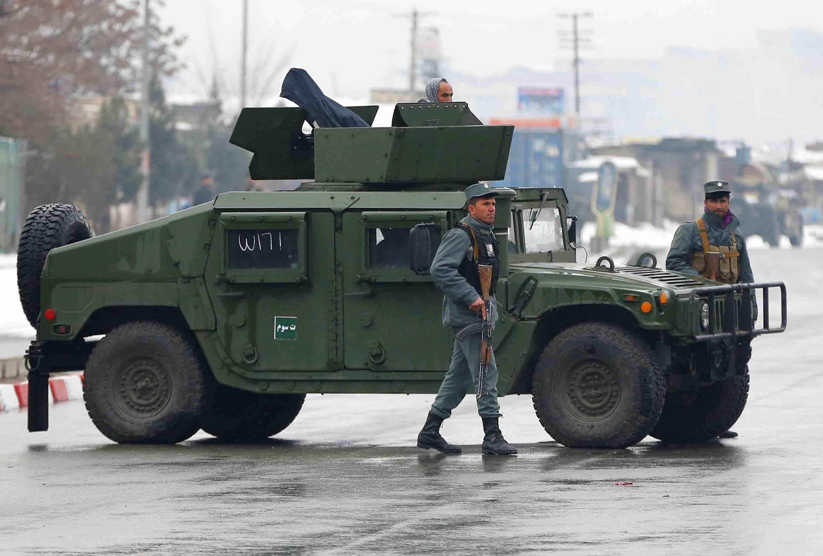 Attaque contre l'armee afghane a kaboul, cinq morts