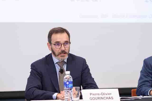 « Nous avons une économie mondiale qui continue à récupérer de la pandémie et la guerre en Ukraine, et dans le même temps une croissance qui reste faible en comparaison historique », a déclaré lors d'un point presse en ligne le chef économiste du Fonds, Pierre-Olivier Gourinchas.