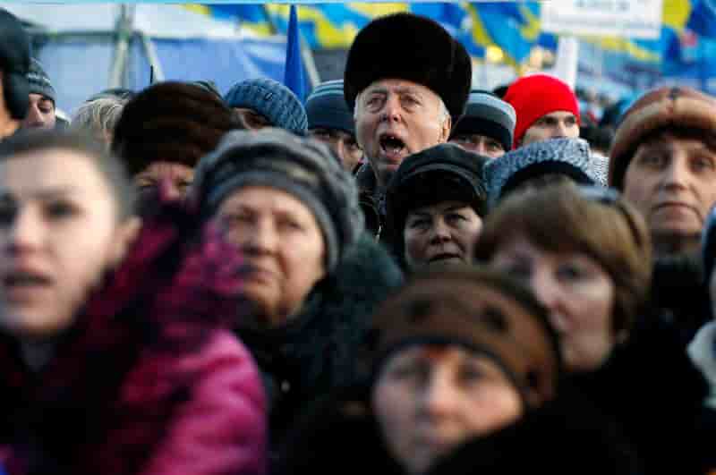 Grande manifestation pro-gouvernementale à Kiev