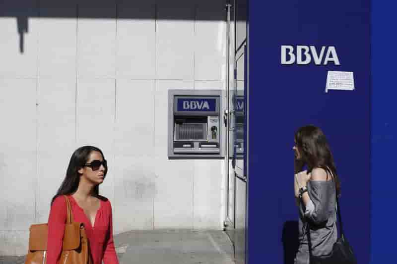 Forte hausse des résultats 2013 de BBVA et de Caixabank