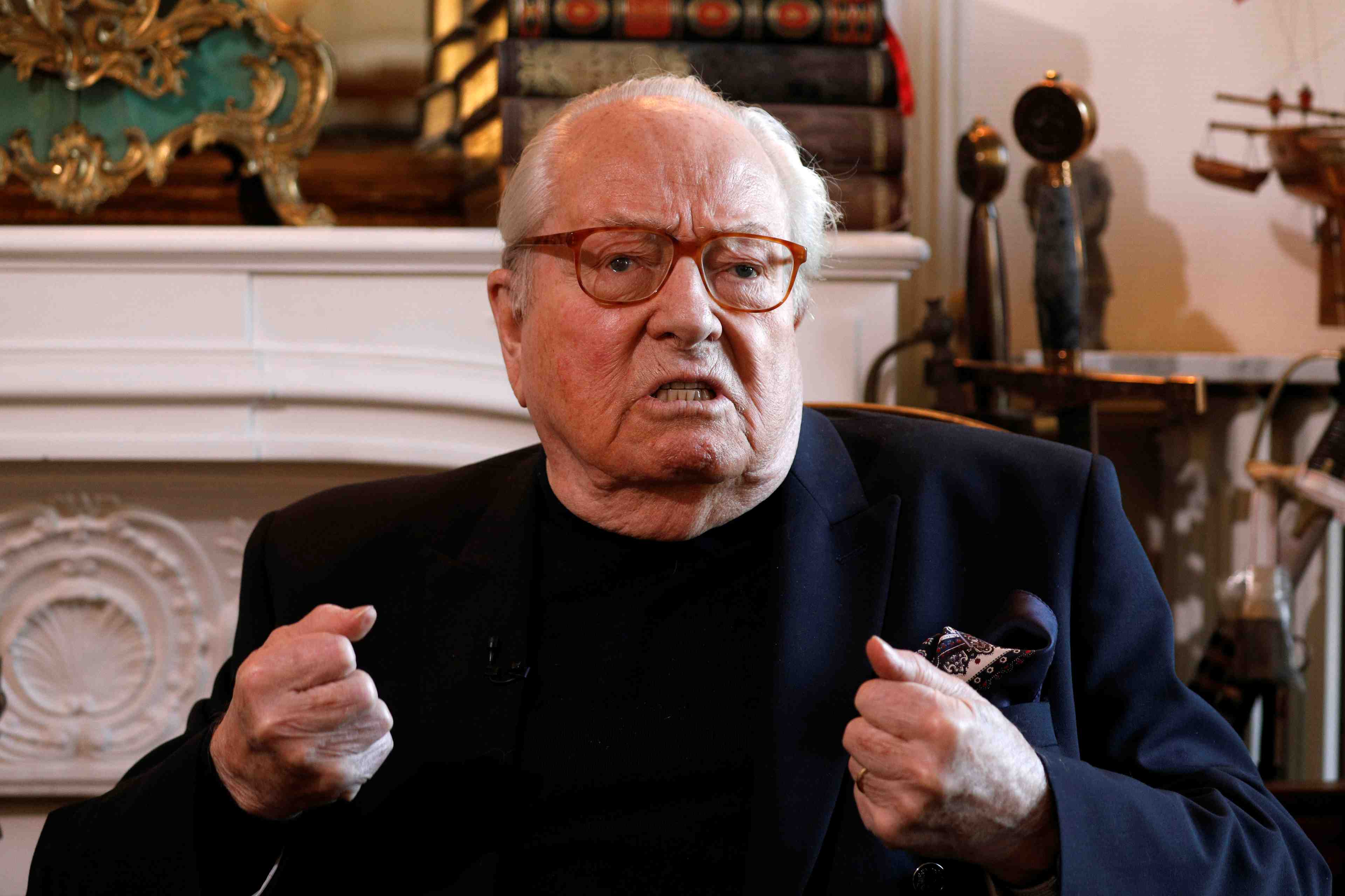 Jean-marie le pen condamne pour propos homophobes